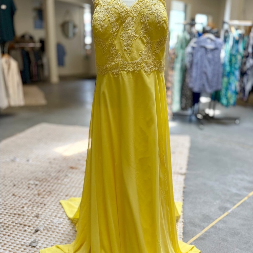 Elegant Yellow One Shoulder Dress